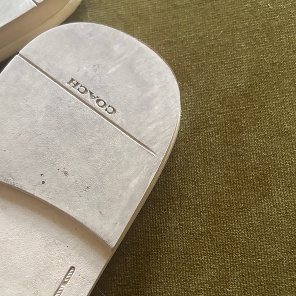 Butter yellow Coach slide Sandal With Tea Rose - Picture 8 of 11